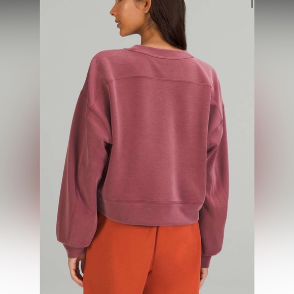 Lululemon Perfectly Oversized Cropped Crew Softstreme Size 8 Mulled Wine - Picture 2 of 6